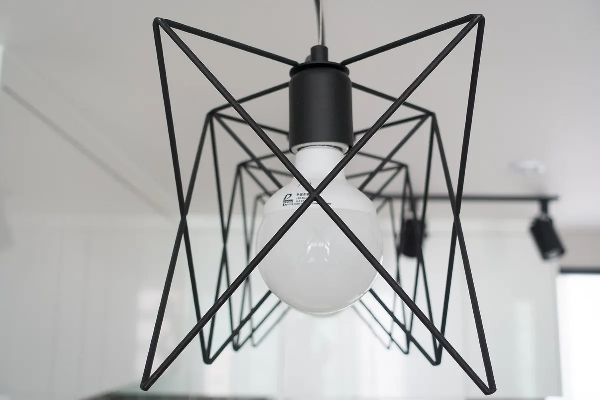 Warm White vs Cool White Bulbs: Which Colour Temperature Suits Each Room